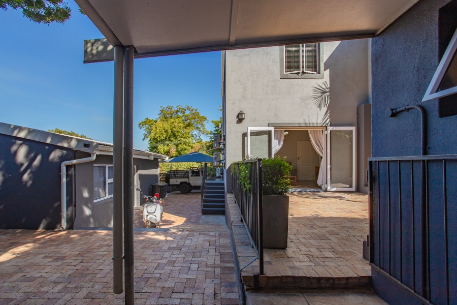 4 Bedroom Property for Sale in Buitenverwagting Western Cape